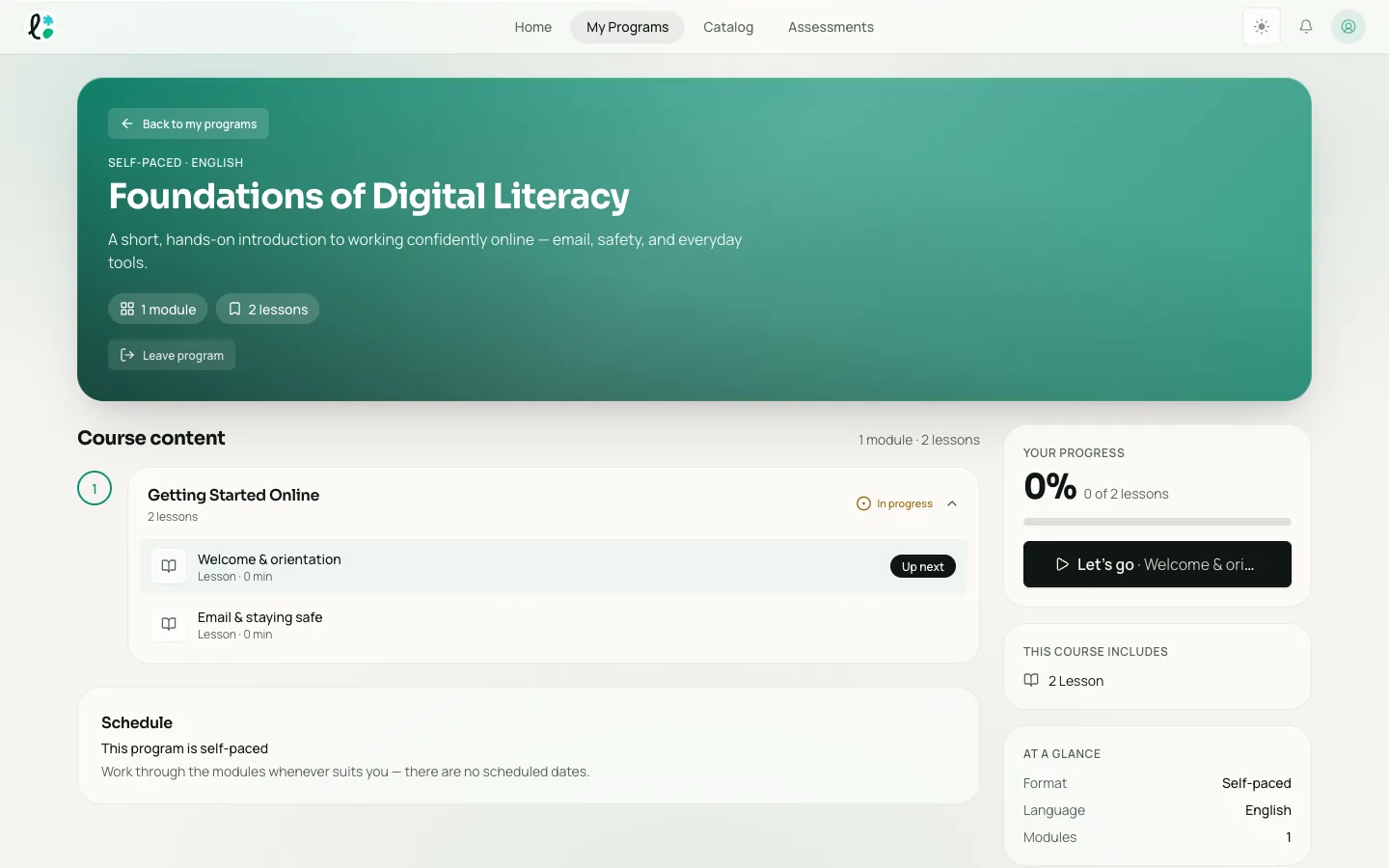 مقرّر كما يراه المتعلّم: وحدات ودروس بالترتيب، وتقدّمه مقابل المجموع، وما يفتحه تاليًا.
